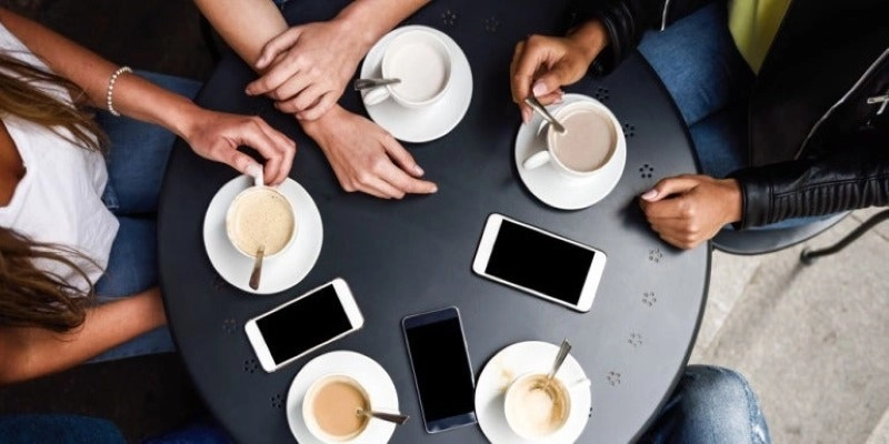 ¿Tu teléfono te está escuchando?